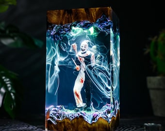 Horror Clown Epoxy Resin Lamp – Handmade LED Light | Horror Decor & Collector Gift, Gothic Halloween Gifts