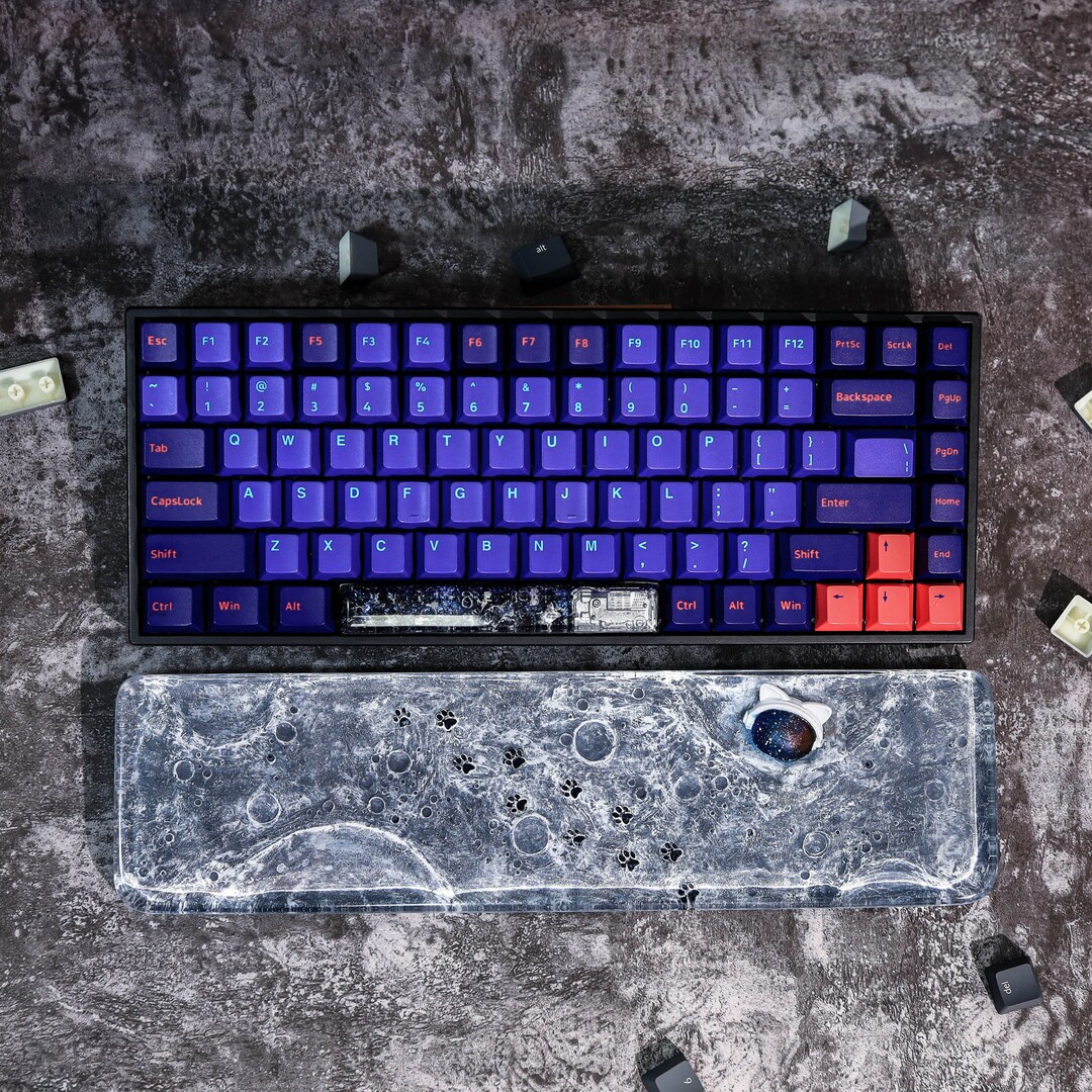 Catstronaut Keyboard Wrist Rest, Black Wrist Rest, Resin TKL Wrist