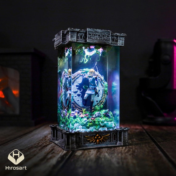 Diorama Totk Li.nk Zel.da Resin Lamp, Link Ze.ld.a and Master Sword Resin Table lamp Anime Lamps, Custom Father's day, Tolk Gamer gifs