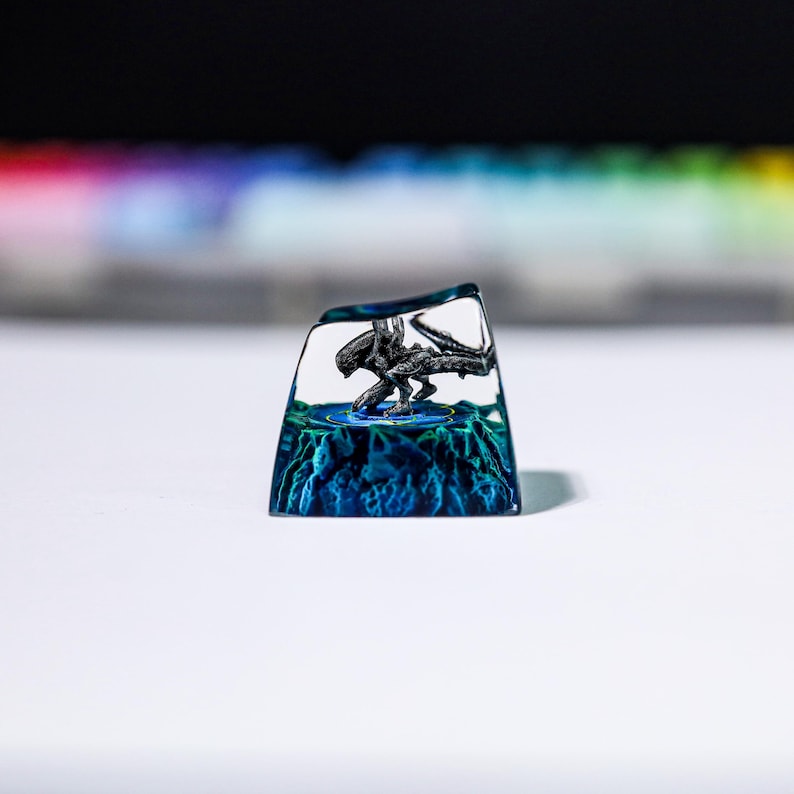 Xeno.morph Artisan Keycap, Custom Star War Resin Keycap, Alien Keycaps ...