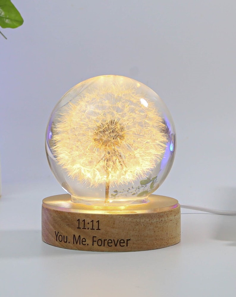Dandelion Night Light, Real Dandelion puff Paperweight, Flower Epoxy Resin Nightlight, Epoxy Resin Wood Table Lamp Gift for her gift for mom Lamp&Laser engraved