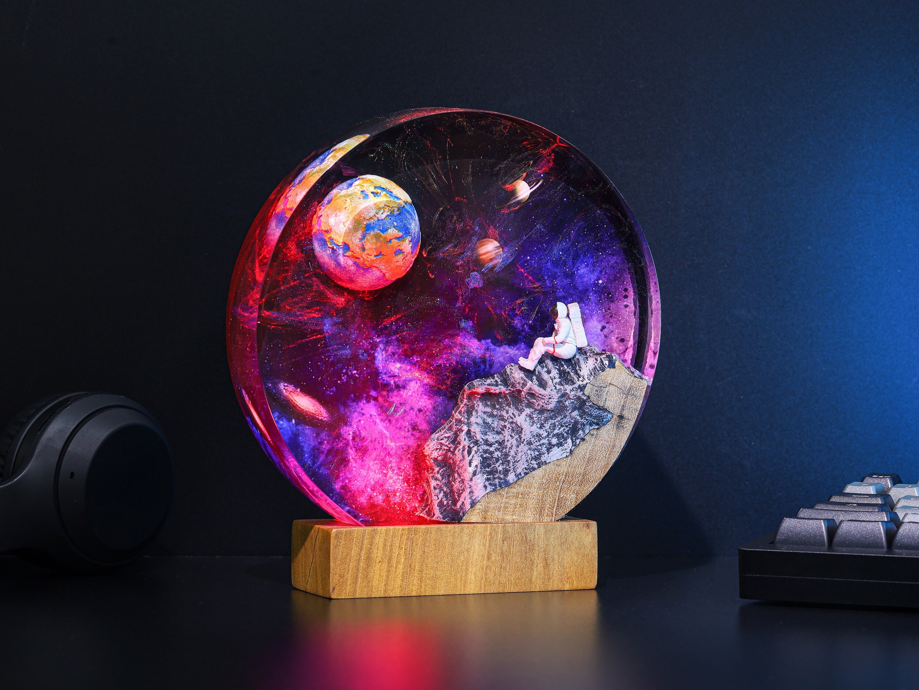 Astronaut Entering Into the Black Hole Epoxy Lamp Space Night