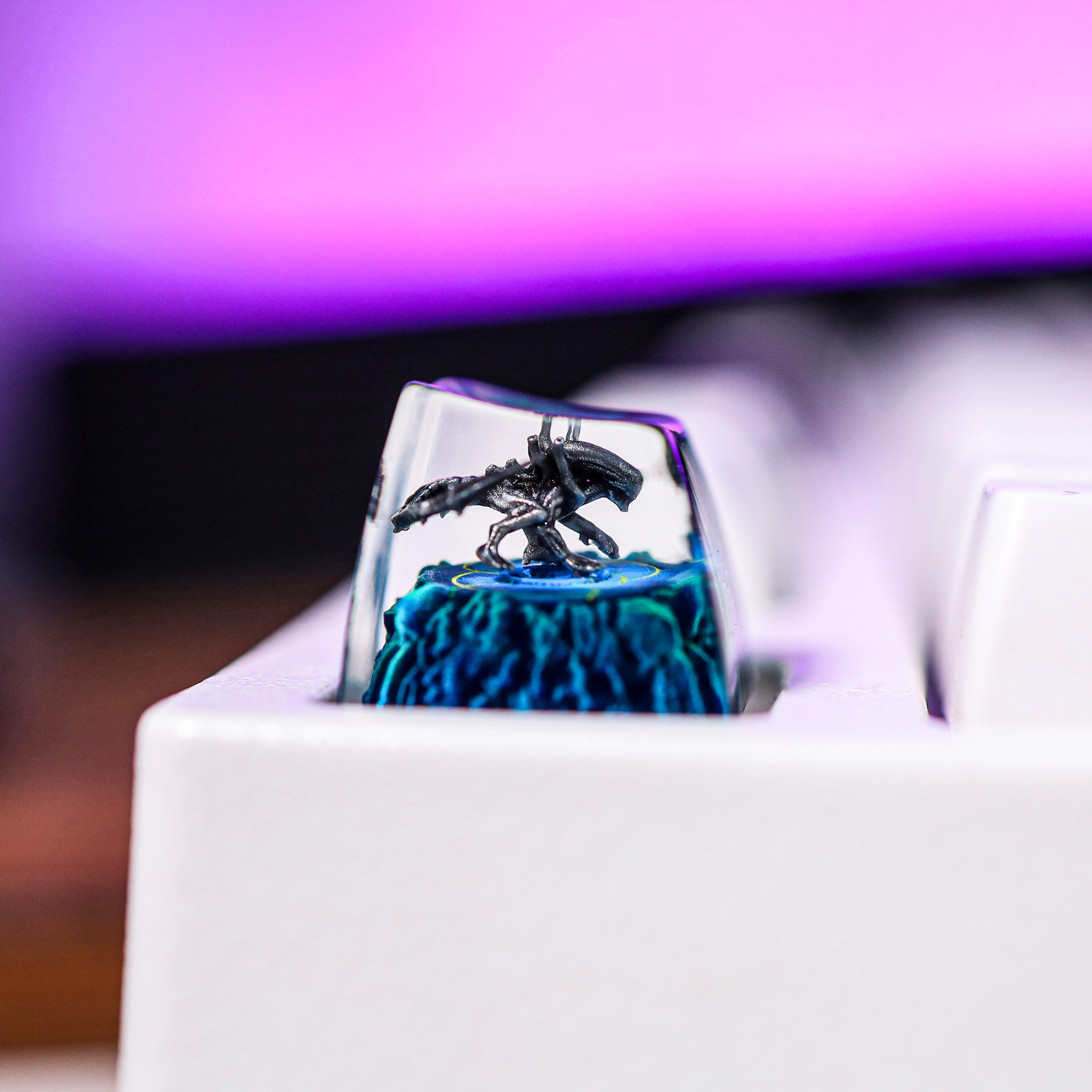 Xeno.morph Artisan Keycap, Custom Star War Resin Keycap, Alien Keycaps ...