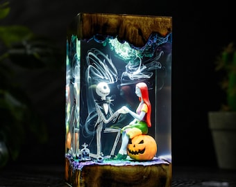 Skeleton Couple Halloween Resin Lamp, Spooky Pumpkin LED Night Light, Handmade Wood Epoxy Lamp, Gothic Halloween Decor