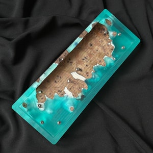 Custodia in legno e resina illuminata per tastiere meccaniche al 60%, custodia in legno per tastiere layout 60, poggiapolsi in resina 300 mm, regalo per lui