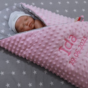 Two-layer swaddling blanket baby blanket with name and date embroidered - Minky horns - cotton filling 75 x 75 cm - pink - stars ( 889121 )