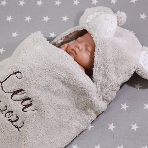Two-layer baby blanket with name 75 x 100 cm - beige with mouse - gift birth baptism (302025)