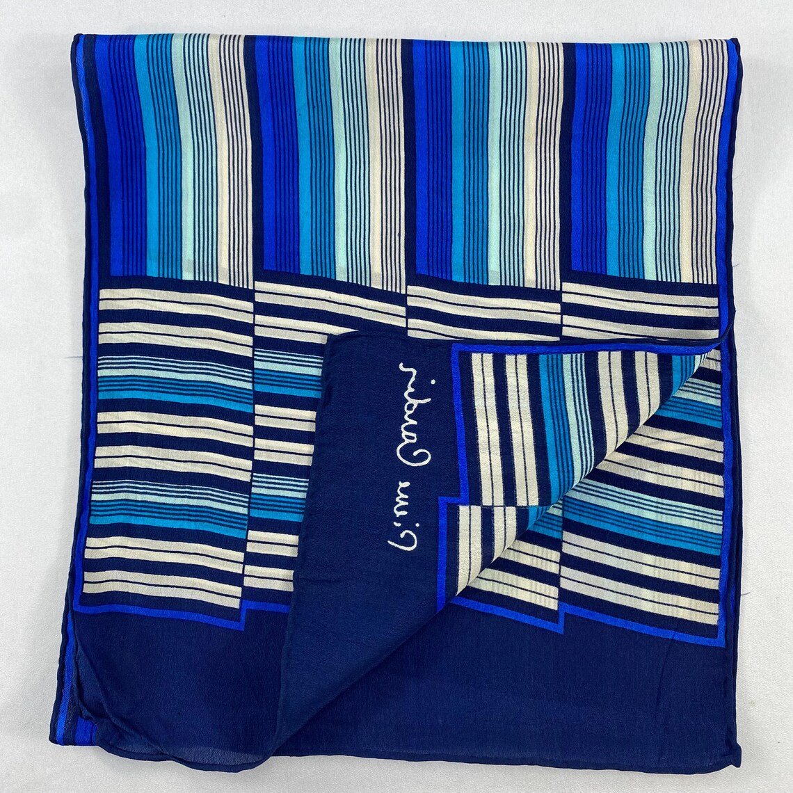 Vintage Pierre Cardin Silk Scarf Blue White Striped Geometric Neck Scarf 100% Silk Made in Japan Designer Fashion Accessory Gift for Her, photo 3 sur 5
