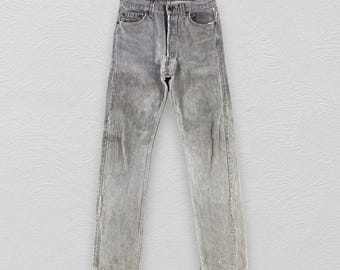 Vintage 90s Levis 501 Jeans Levis Faded Gray Denim Vintage Levis 501 Jeans Levis High Waist Jeans Mom Jeans Size 30x33