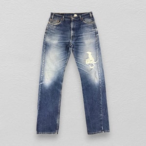 Vintage Levi&#39;s 505 Regular Fit Jeans leicht gewaschen Levis 505 Denim 90er Jahre Verblasste Dirty Denim Levis Blaue Verwaschene Jeans Größe 35x36