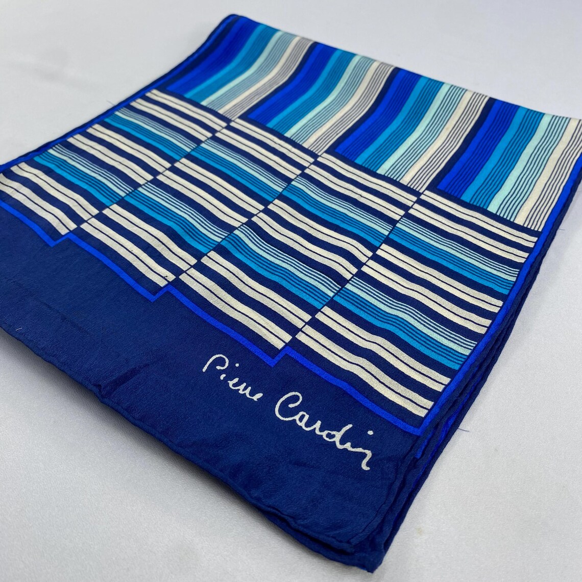 Vintage Pierre Cardin Silk Scarf Blue White Striped Geometric Neck Scarf 100% Silk Made in Japan Designer Fashion Accessory Gift for Her, photo 2 sur 5