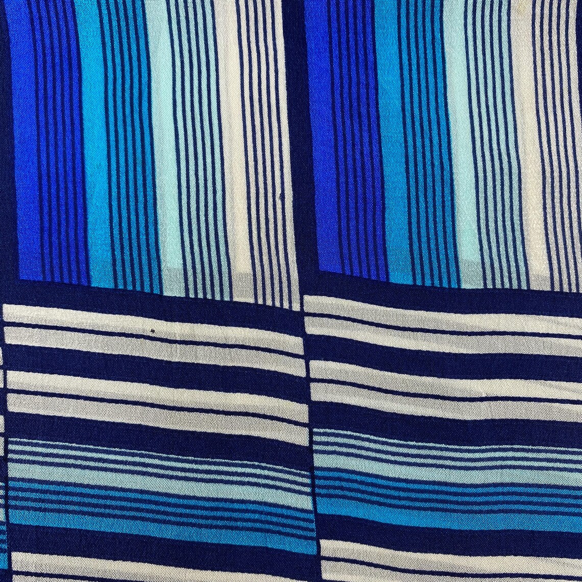 Vintage Pierre Cardin Silk Scarf Blue White Striped Geometric Neck Scarf 100% Silk Made in Japan Designer Fashion Accessory Gift for Her, photo 4 sur 5