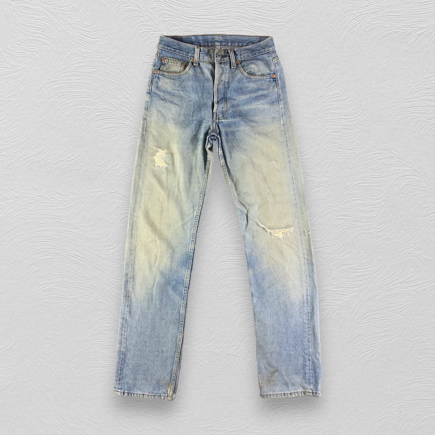 Size 27x32 Vintage 90s Levi's 501 Jeans Faded Blue Vintage Levis