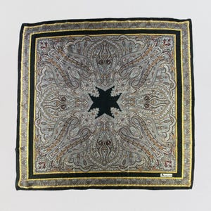 Vintage Aquascutum Silk Scarf Aquascutum Neck Scarf Aquascutum Silk Muffler Aquascutum Paisley Aquascutum Neck Warmer Aquascutum Silk Shawl