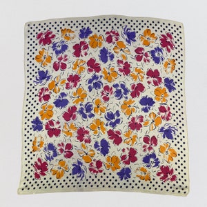 Vintage Silk Scarf, Classic Floral Scarf, Square Scarf, Women Accessories Carre Scarf, Neckerchief, Neck Scarf, Body Wrap, Floral Silk Scarf