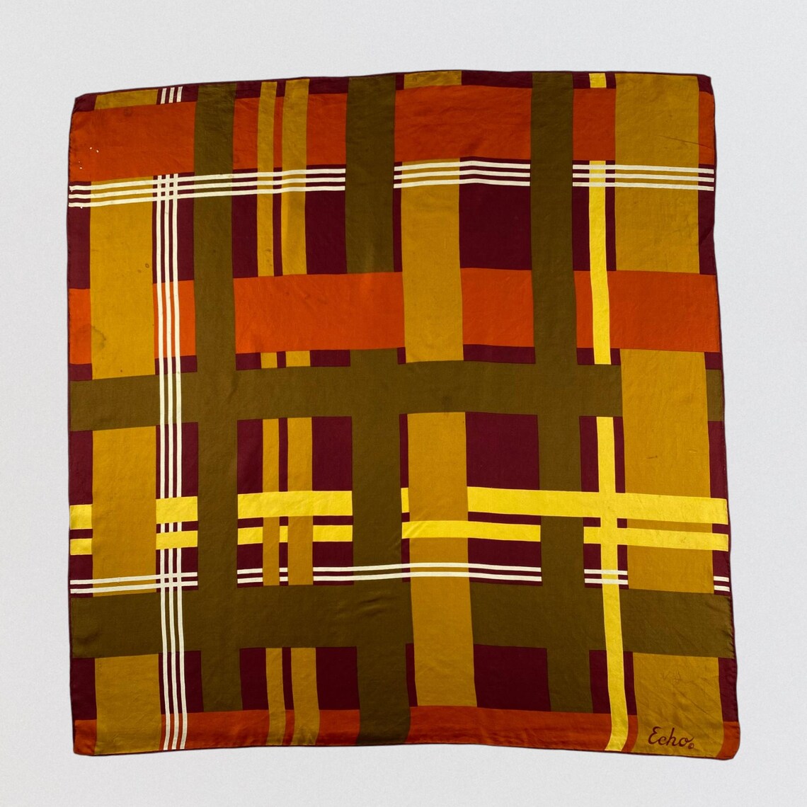 Vintage Echo Silk Plaid Scarf Geometric Block Print Large Square Neck Wrap 1970s Retro Fall Colors Mustard Yellow Burgundy Orange Earthy, photo 1 sur 5