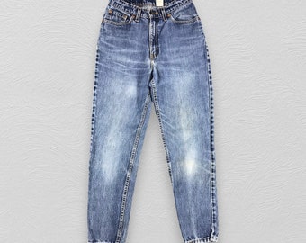 Vintage Levis 512 Jeans Blue Wash Denim Levi’s 512 Slim Fit Jeans High Waist Jeans Size 27x28