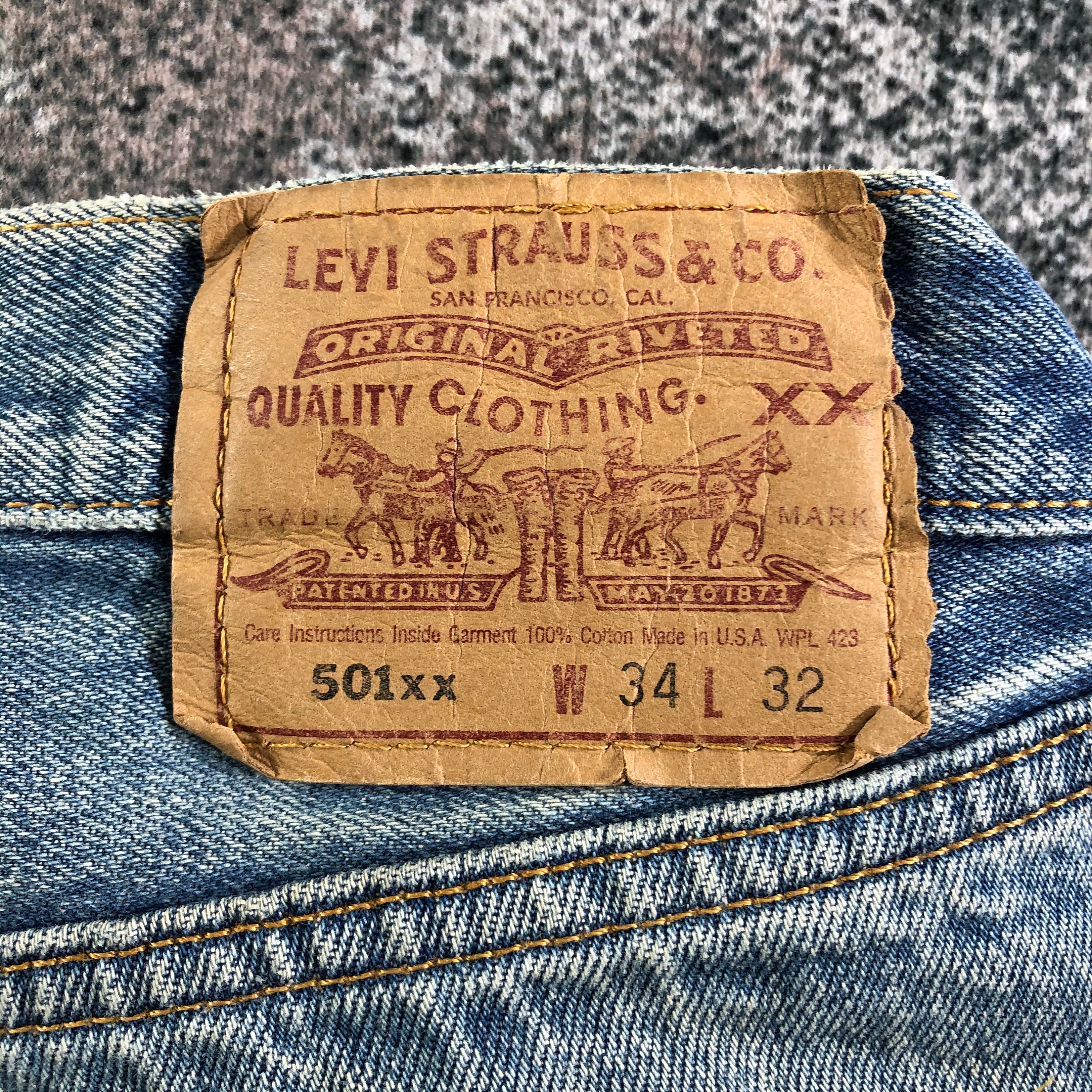 Size 32x28 Vintage 90s Levis 501 Jeans Dirty Medium Wash Size 32x28 Vintage 90s Levis 501 Jeans Dirty Medium Wash