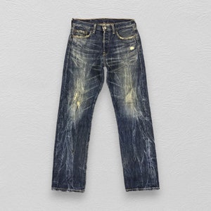 Size 31x31 Vintage Levi&#39;s 501 Faded Blue Jeans Light Wash Levi&#39;s Straight Cut Jeans Levi&#39;s 501 Button Fly Denim Levi&#39;s Usa Jeans W31