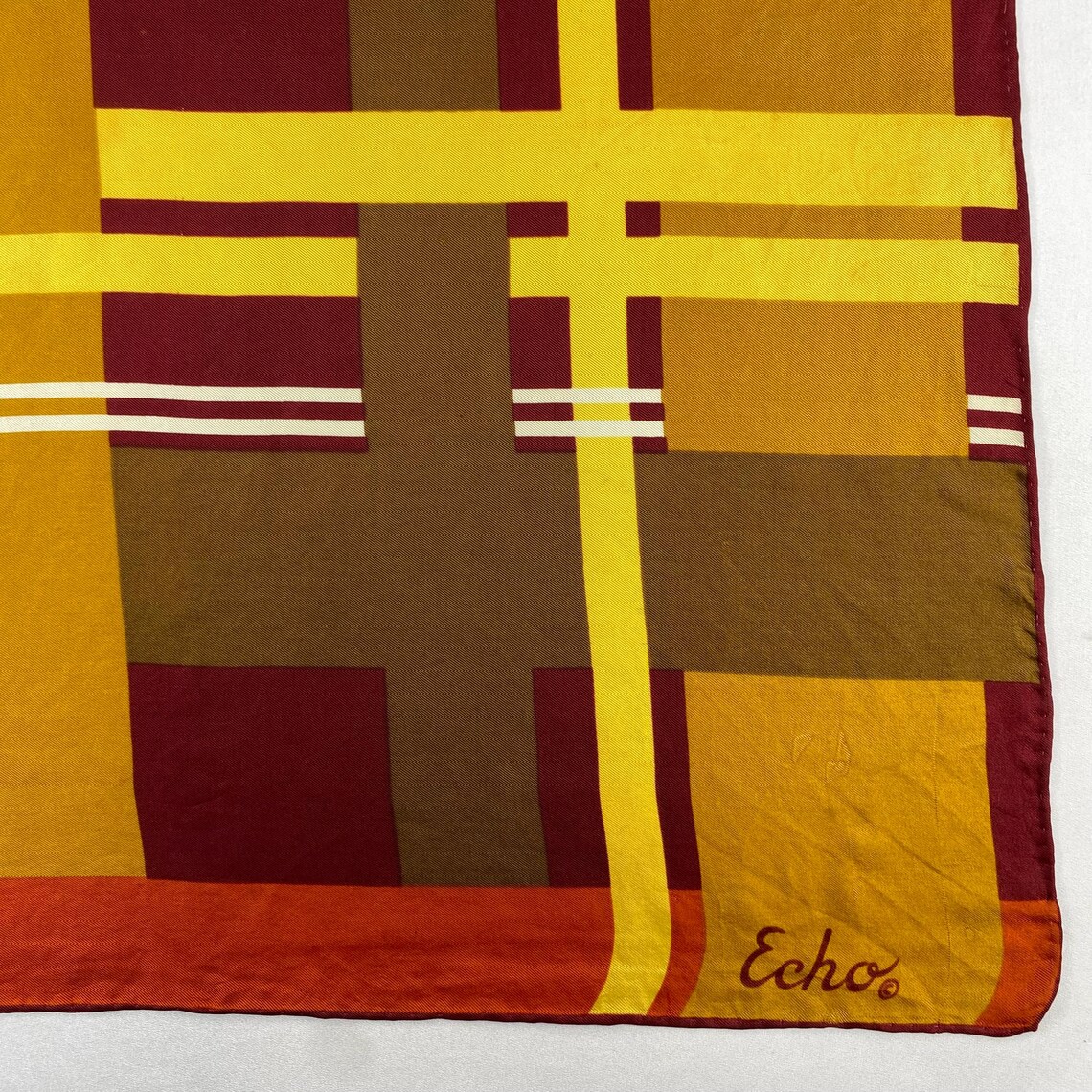 Vintage Echo Silk Plaid Scarf Geometric Block Print Large Square Neck Wrap 1970s Retro Fall Colors Mustard Yellow Burgundy Orange Earthy, photo 2 sur 5