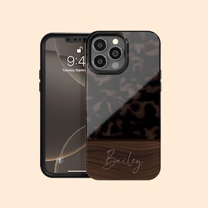 Gepersonaliseerde donkere schildpad houten naam iPhone 16 Pro Max-hoesje, aangepast monogram tortoise-hoesje voor iPhone 15+, 14, 13 Mini, 12, 11, X/XS, 7
