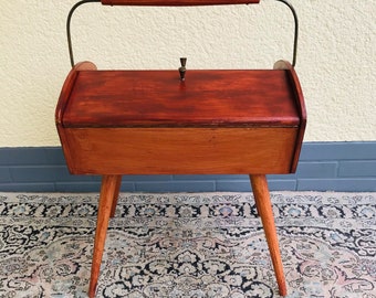 A beautiful Danish mid-century sewing box / small chest of drawers from the 50 years