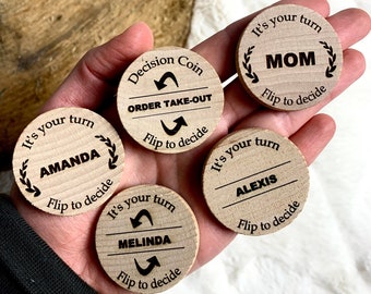 Personalized Wooden Decision Coin, Decision Maker, Argument Solver Coin, Flip Coin, Hand Made Engraved Coin, Game Coin for Sibling / Couples