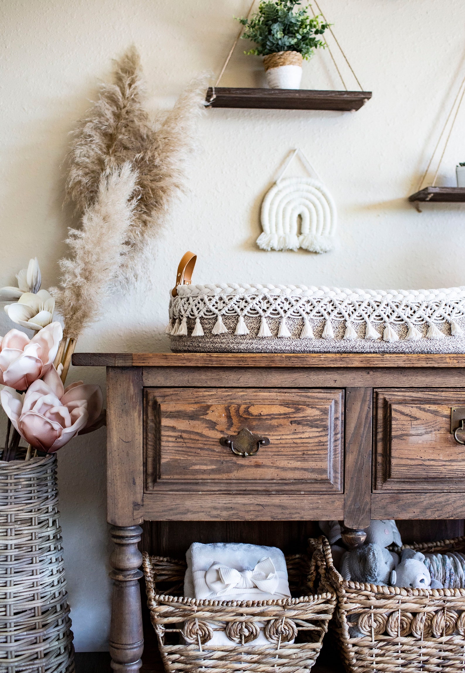 Baby Changing Basket With Waterproof Pad and Safety Straps Baby Moses