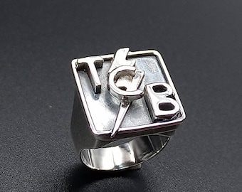 Δαχτυλίδι T.C.B. Elvis Presley. Ring T.C.B. Elvis Presley.