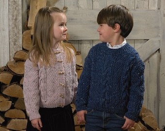 Aran Knitting Pattern Pull & Cardigan JB576 pour enfants