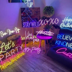 Benutzerdefiniertes Neonschild Leuchtreklamen Personalisierte Geschenke Hochzeitsschilder Familienname Neonschild Kindernamen-LED-Neonlichter Heim und Wanddekoration Bild 7