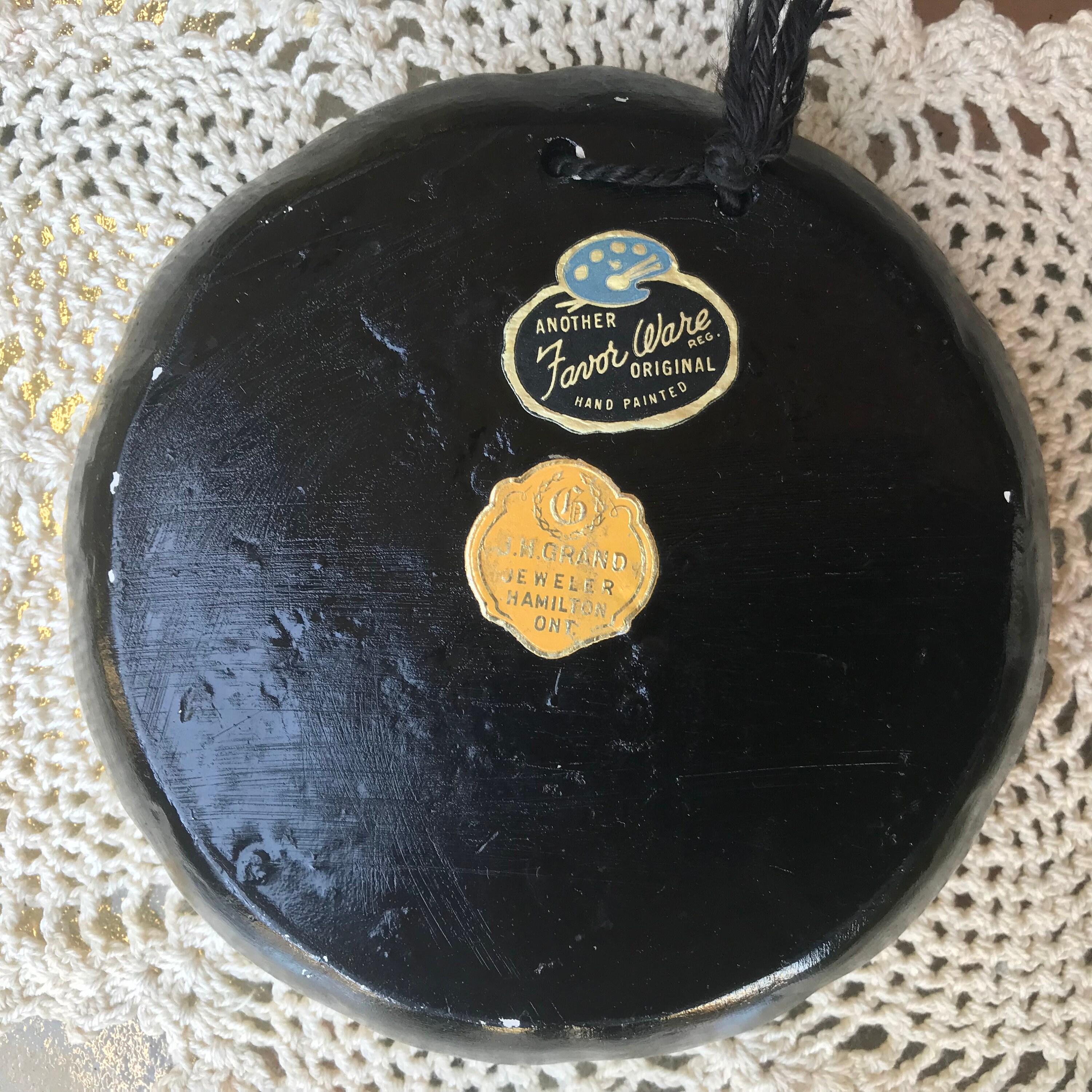 Vintage favor Ware Chalkware Pansy Plaque J.h.grand Jeweller, Hamilton