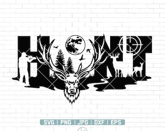 Könnte beinhalten: Schwarzweißes Silhouettendesign des Wortes "HUNT" mit einem Hirsch, einem Jäger und einem Ziel. Das Design beinhaltet einen Vollmond, Bäume und einen Fluss.