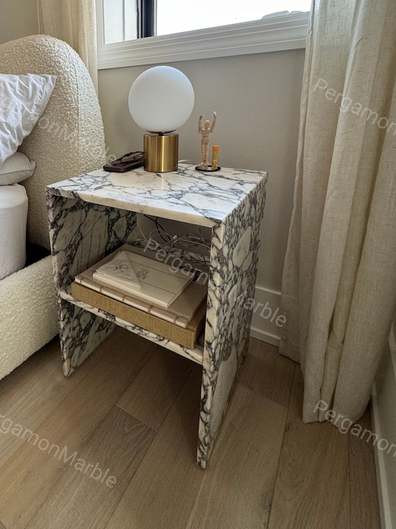 Italian marble 2024 end table