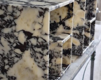 Stolik kawowy Calacatta Viola Marble Stolik boczny Specjalnie zaprojektowany system półek Stolik nocny ZWOLNIONY Z PODATKU