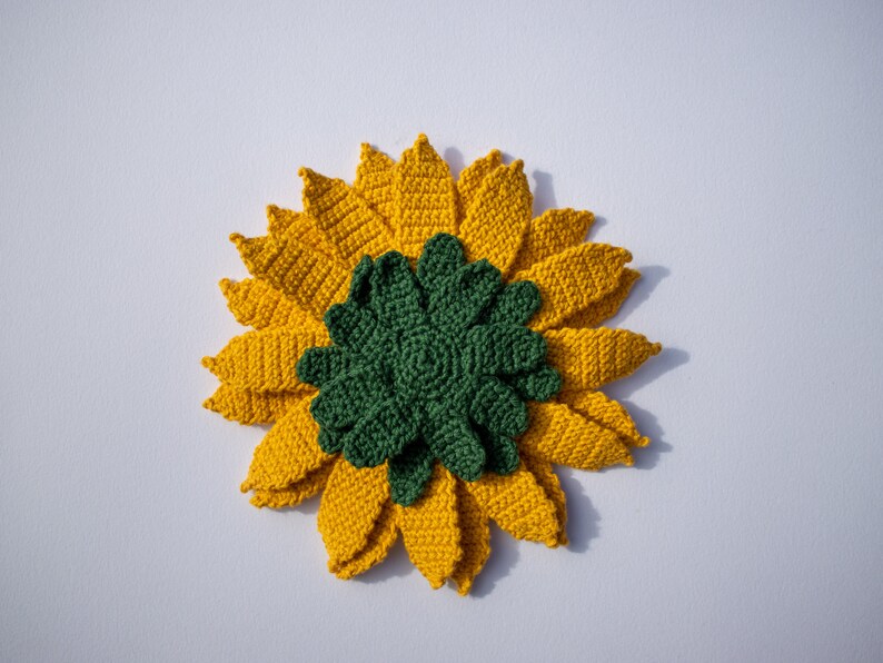 Crochet Sunflower PATTERN, Amigurumi Flower Tutorial PDF image 6