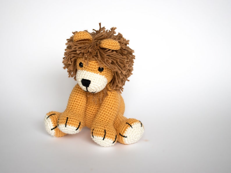 Lion CROCHET PATTERN, Lion Amigurumi Pattern, Easy Stuffed Animal Pattern, Crochet Lion Baby Gift, Plush Pattern image 7