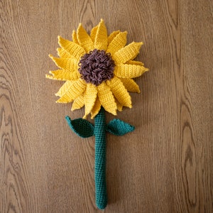 Crochet Sunflower PATTERN, Amigurumi Flower Tutorial PDF image 10