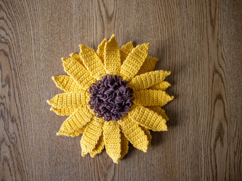 Crochet Sunflower PATTERN, Amigurumi Flower Tutorial PDF image 3