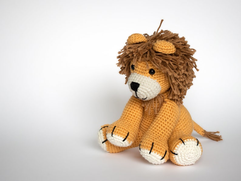 Lion CROCHET PATTERN, Lion Amigurumi Pattern, Easy Stuffed Animal Pattern, Crochet Lion Baby Gift, Plush Pattern image 8