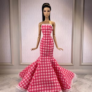 barbie plaid pink dress Seaehey Barbiee Barbie Costume Barbie Dress Pink Plaid Sleeveless Backless Dress Beach Holiday Long Dress with Sun Hat Bow Belt Carnival Party Accessories : Amazon.com.be: Toys