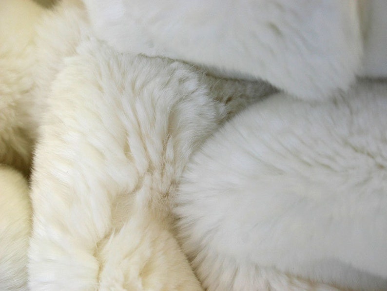 Huge Double Sided Full Pelt White Rex Chinchilla Fur Throw / Blanket ...