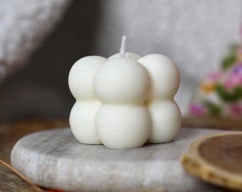 Petite Bougie cube bubble - fait-main naturelle - vegan - bougie aesthetic cottage core  - cadeau originale pour femme - cadeau mariage