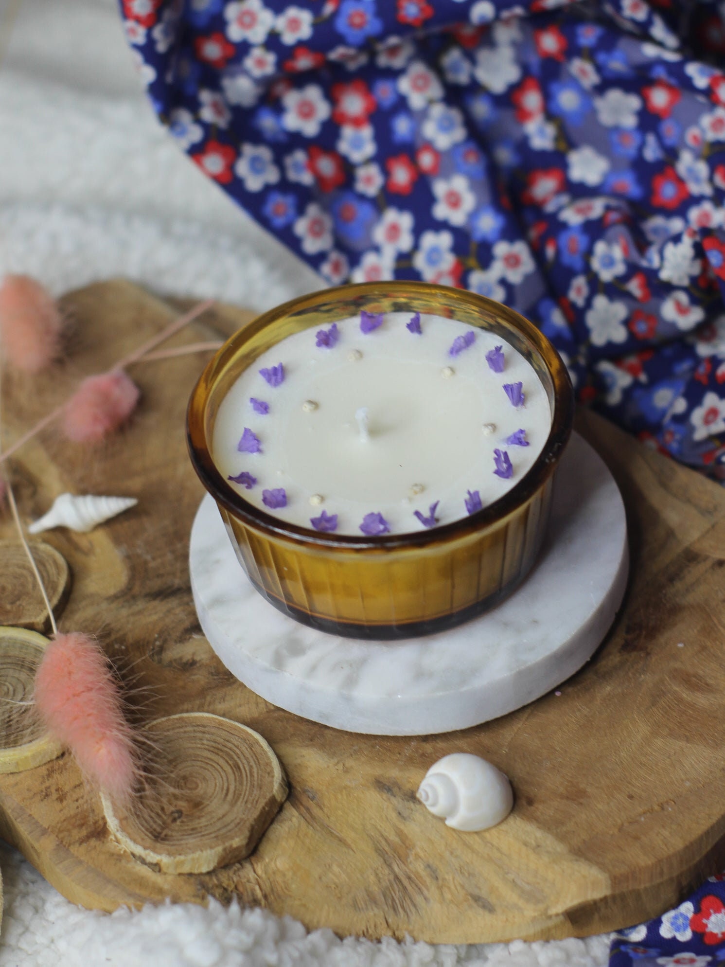 Bougie Naturelle Fait Main avec Fleurs Séchées Violettes, Cadeau Pour Femme