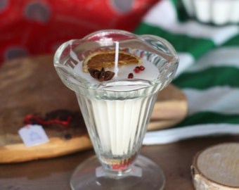 Bougie dans coupe vintage en verre | Bougie de Noël fait main avec cannelle et anis | Cire de soja végétale et vegan | Parfum épicé