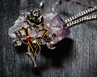 La Rosa Vampiro - talismán de amor gótico bañado en plata