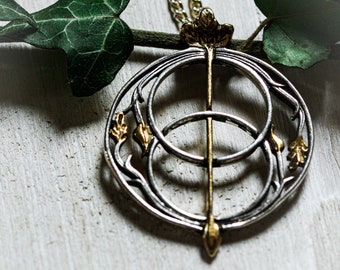 Chalice Well, Glastonbury magical pendant