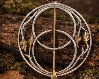 Chalice Well, Glastonbury magical pendant