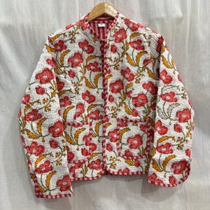 Floral Cotton Jacket Quilted Jacket Short Jacket Handmade Stripe Piping Jacket Bohemian Winter wear Coat For Women&#39;s New Style