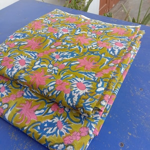 Floral Print Fabric, Indian Block Print Fabric, By the Yard, Dress Fabric, Soft Fabric, 60*60 Cotton Fabric, Soft cotton , dress fabric .